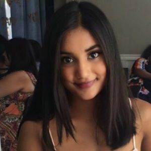 Meet your Posher, Karishma